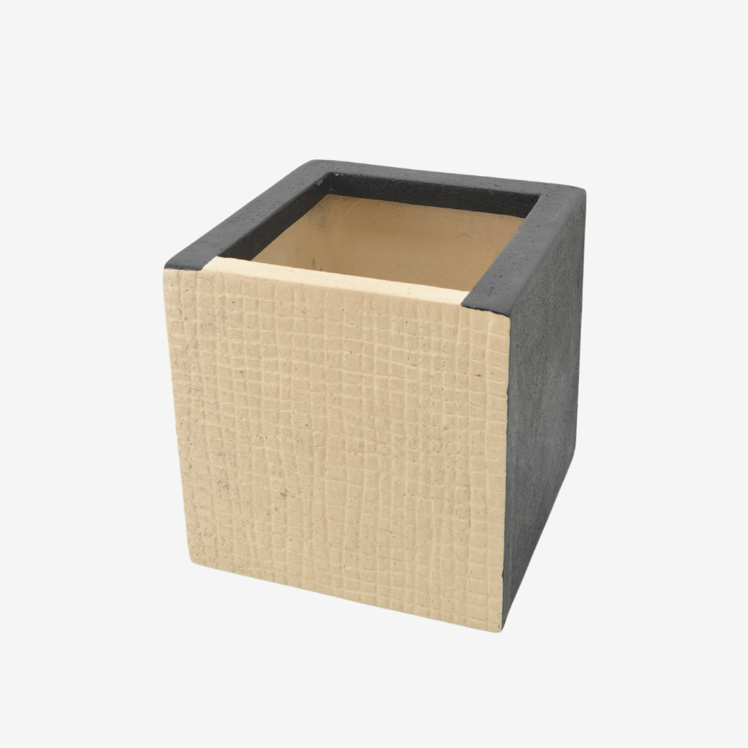 SAMSARA DESIGNS - VEDA STONE URN