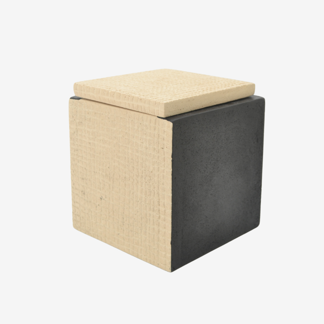 SAMSARA DESIGNS - VEDA STONE URN
