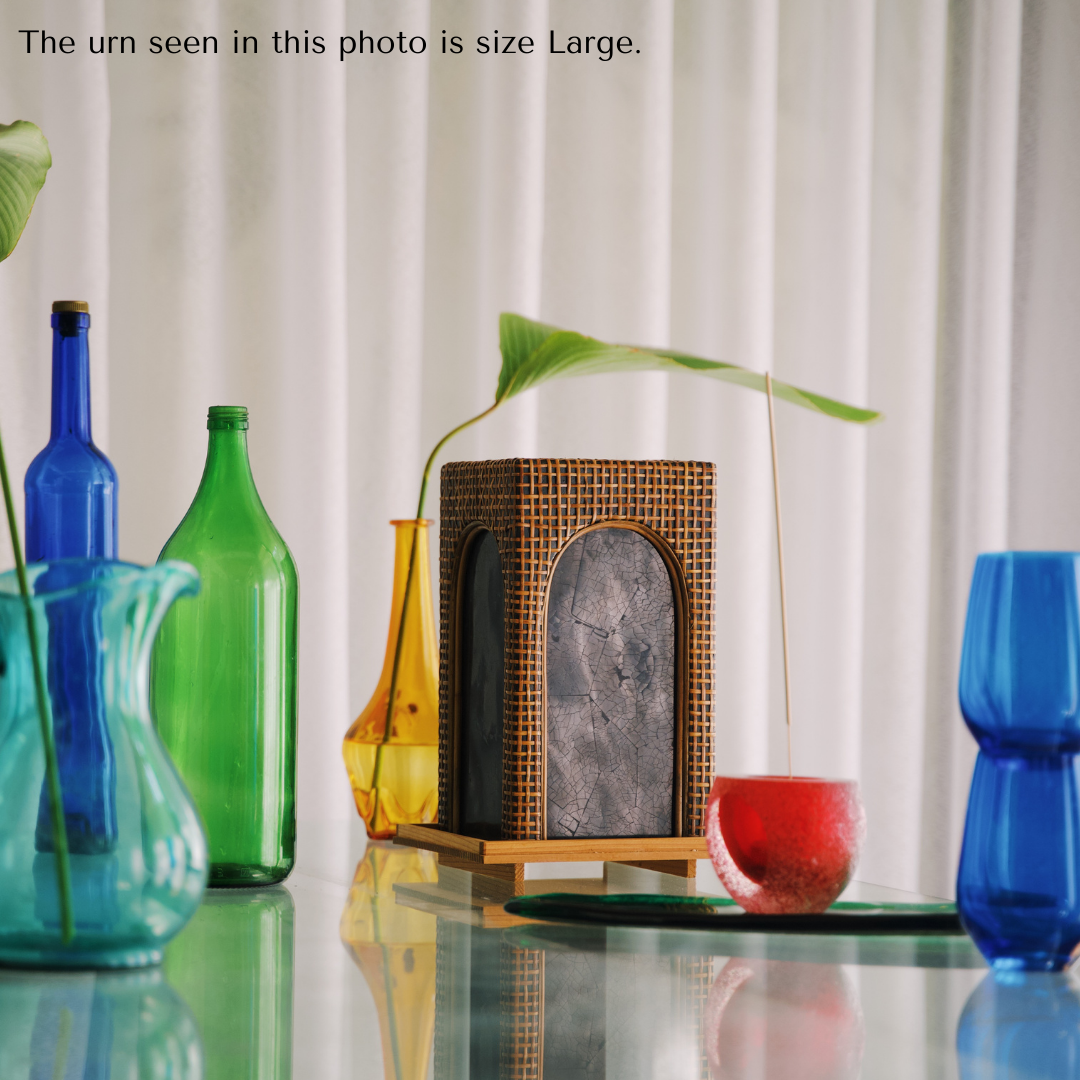 SAMSARA DESIGNS - YAKAP URN